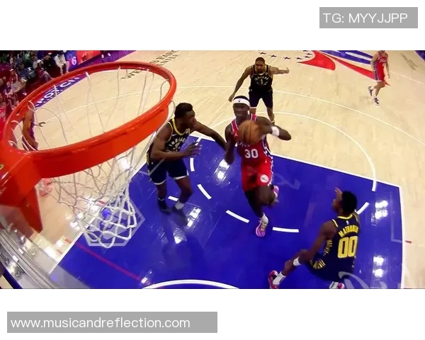 快船连送三次传球失误贝利长驱直入单臂滑翔劈扣强势斩获全场首分 快船连送三次传球失误贝利长驱直入单臂滑翔劈扣强势斩获全场首分